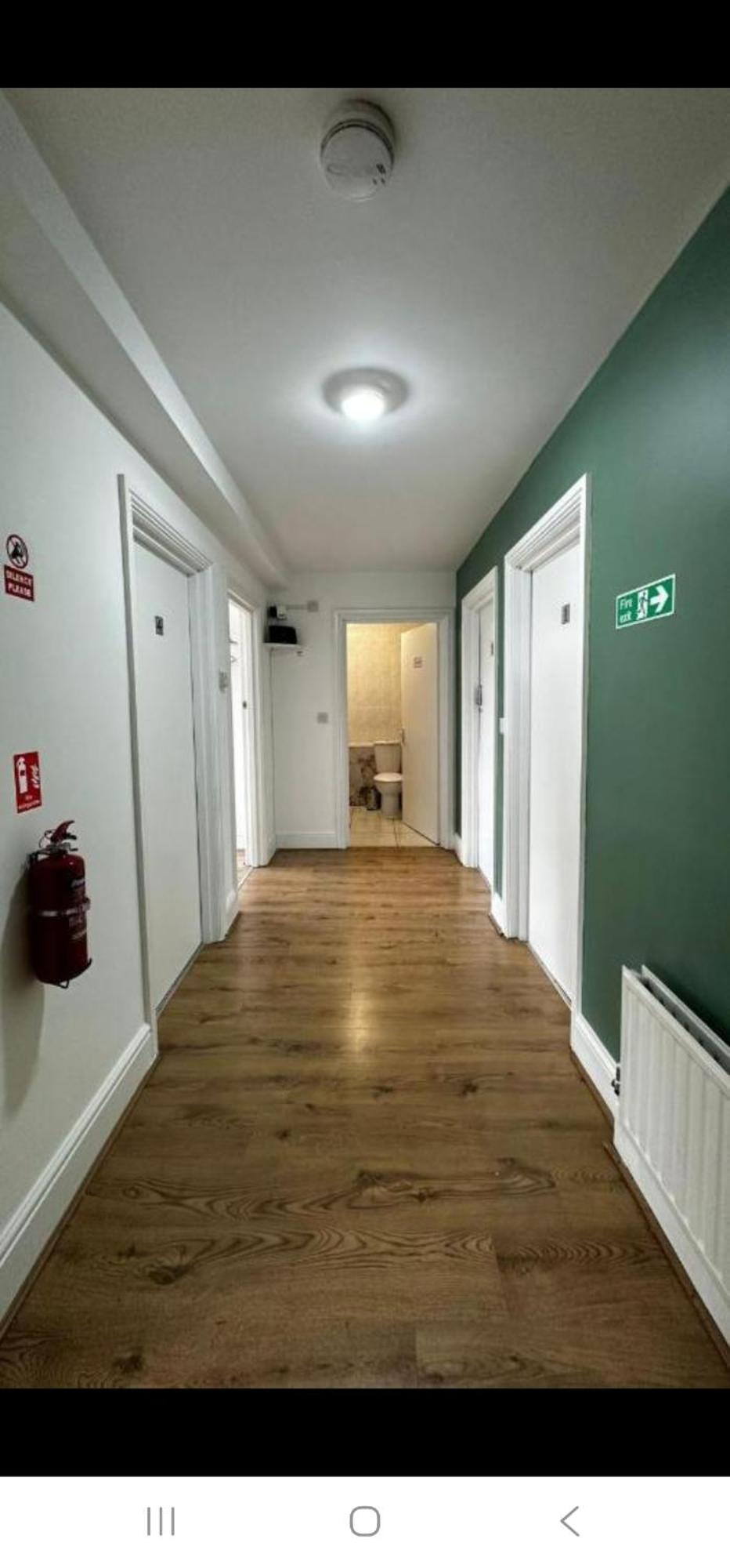 Portobello Guest Rooms ลอนดอน ห้อง รูปภาพ